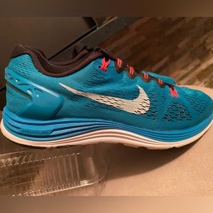 WOMENS NIKE LUNARGLIDE 5 TEAL WITH FUSHIA ACCENTS SIZE 8 VERY GOOD CONDITION